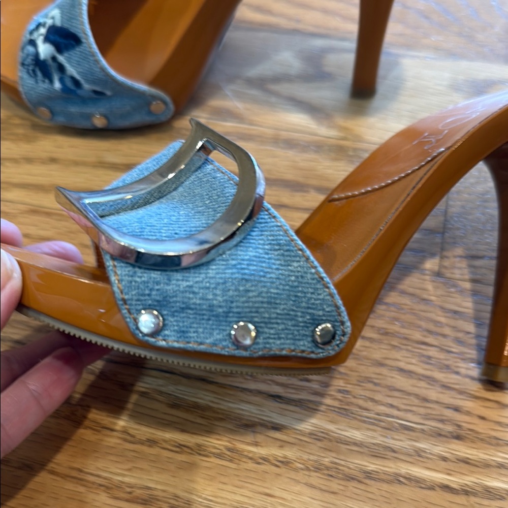 Dior Denim Slide lacquered Heel with Silver C & D & Stiletto - Picture 4 of 9